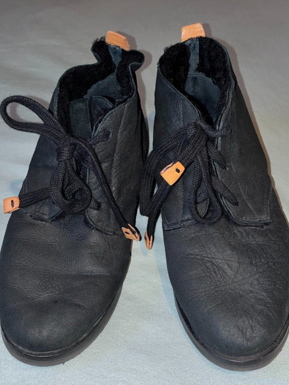 Bernardo Sahara Shearling Lined Boots in Black Women's size 6.5